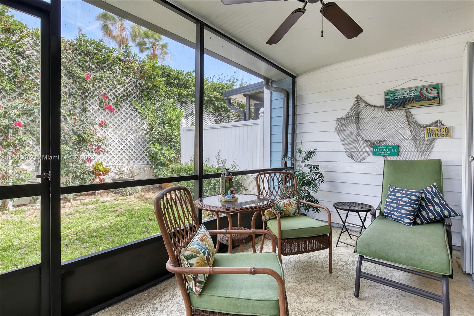 119 Ocean Dunes Circle Jupiter, FL 33477 - Photo 36 of 39 a balcony with furniture and rug