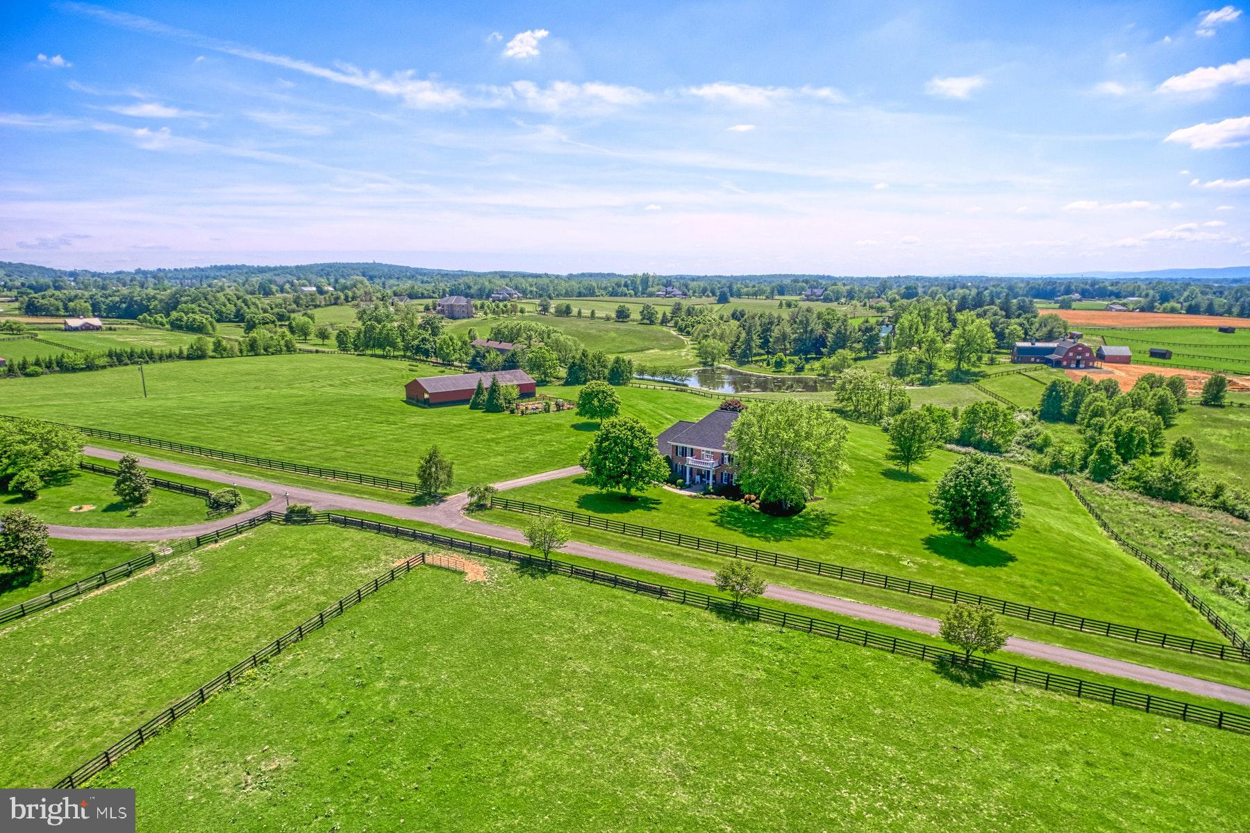 16046 Hamilton Station Road Waterford, VA 20197 - Photo 4 of 54