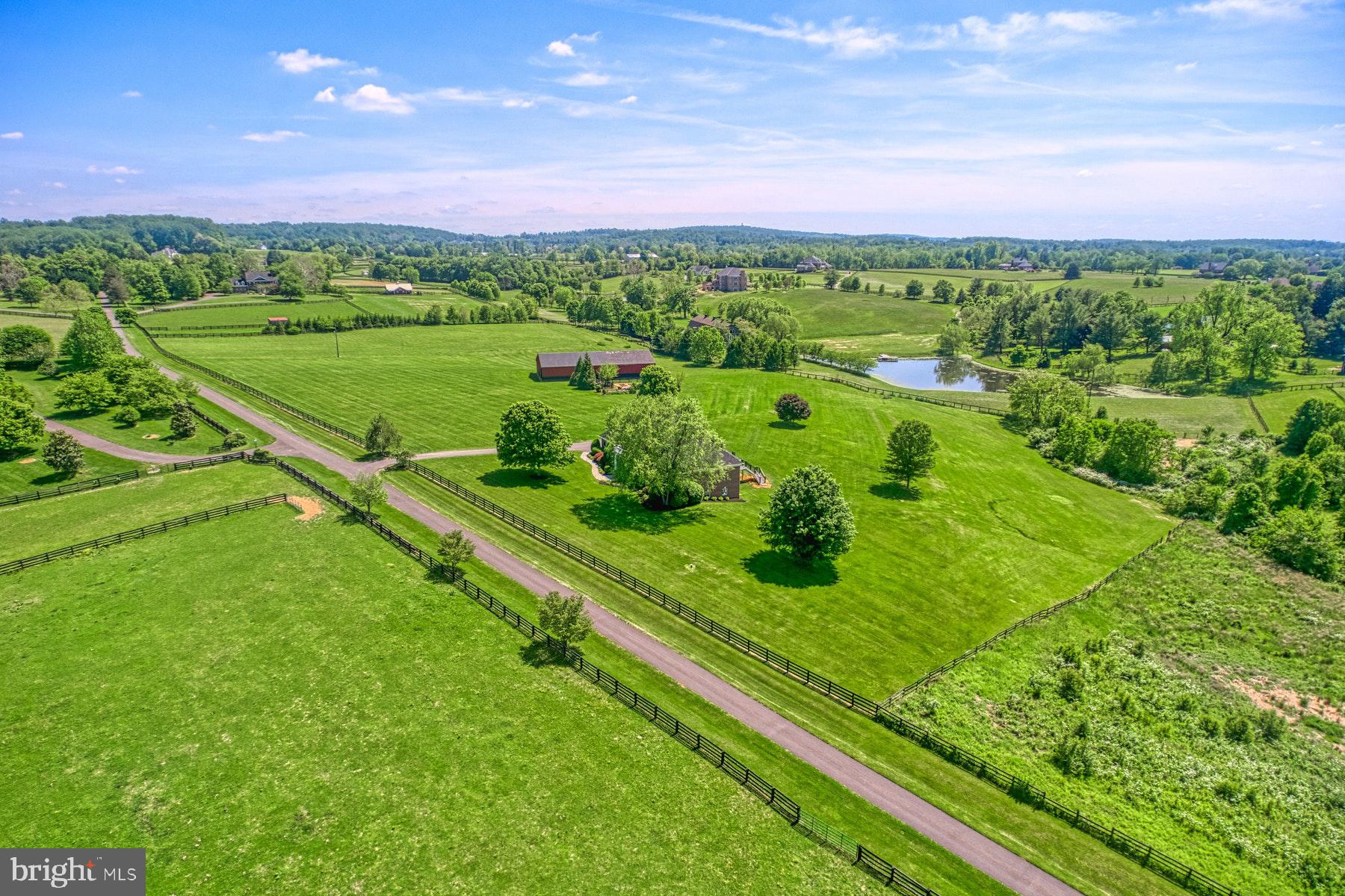 16046 Hamilton Station Road Waterford, VA 20197 - Photo 5 of 54
