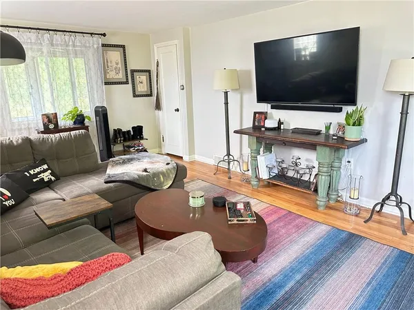 $1,495 | 453 Greenlee Road, Pittsburgh, PA 15227