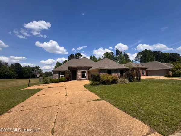 $250,000 | 151 Notting Hill Place, Canton, MS 39046