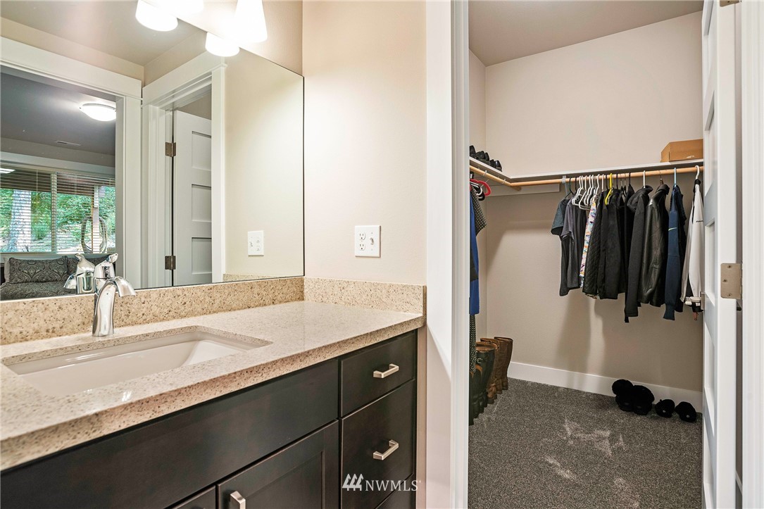 919 Southeast Spruce Road Port Orchard, WA 98367 - Photo 22 of 30 Gallery Image 22