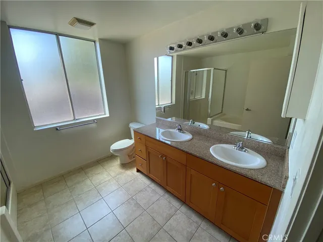 $455,000 | 7551 Jordan Canoga Park, Unit 210, Canoga Park, CA 91303