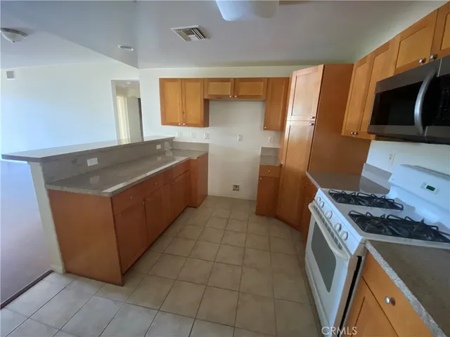 $455,000 | 7551 Jordan Canoga Park, Unit 210, Canoga Park, CA 91303