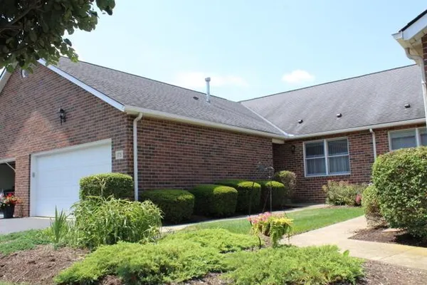 $320,000 | 175 Hanover Court, Delaware, OH 43015