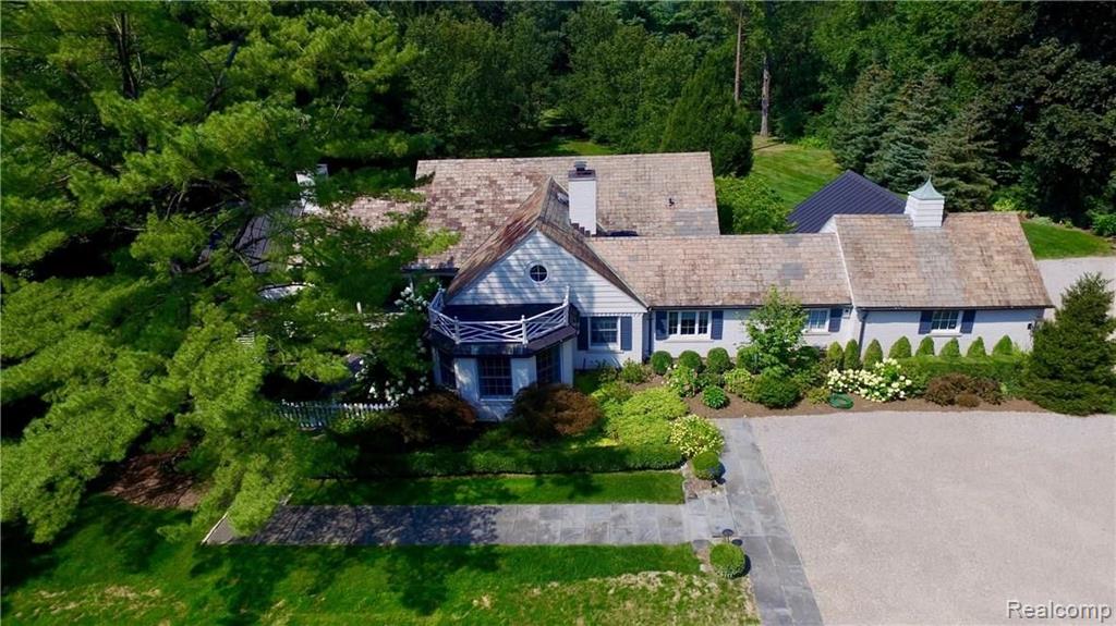 32135 Bingham Road Bingham Farms, MI 48025 - Photo 41 of 47
