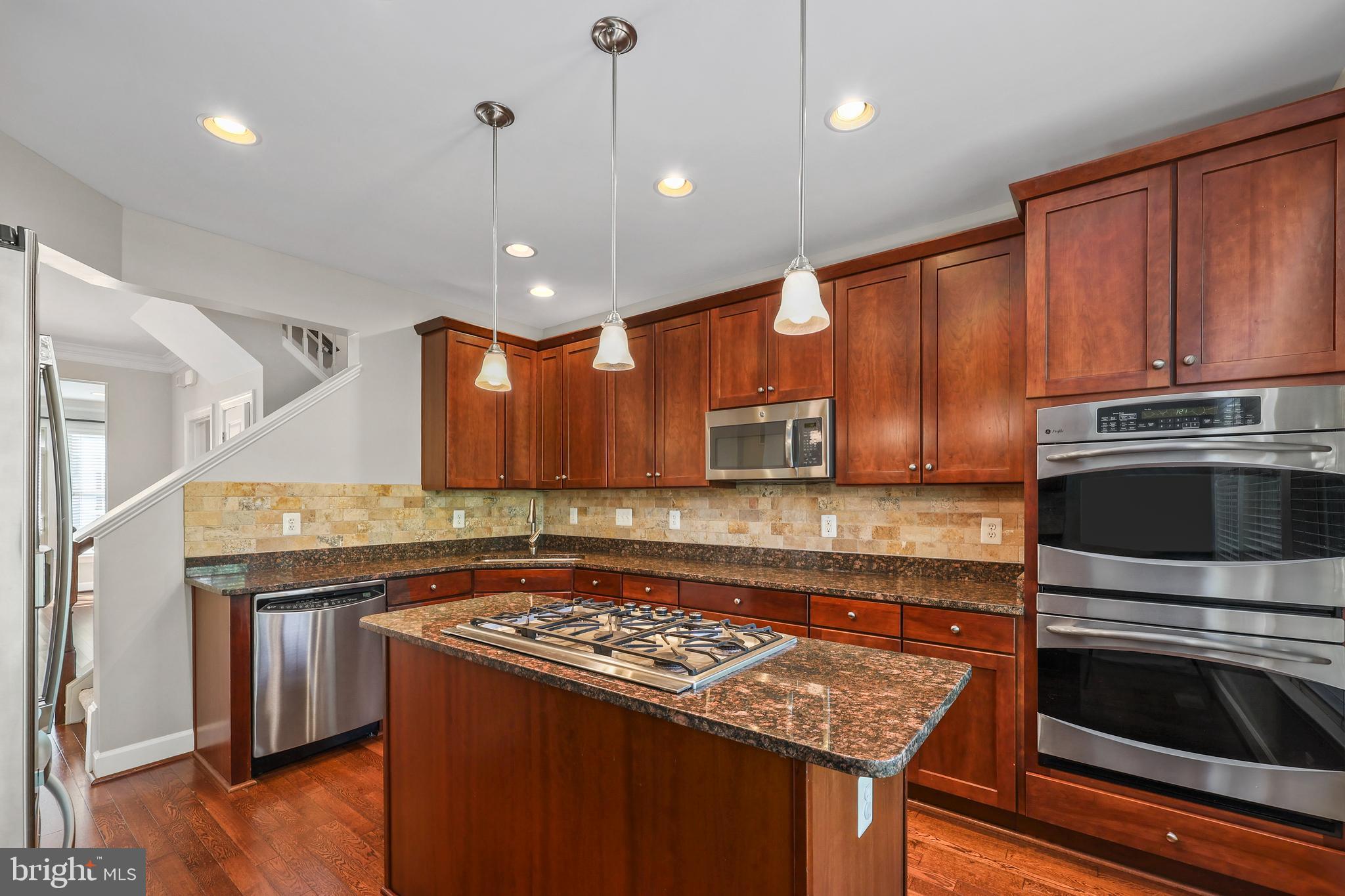 3302 Kemper Road Arlington, VA 22206 - Photo 12 of 49 Gallery Image 12