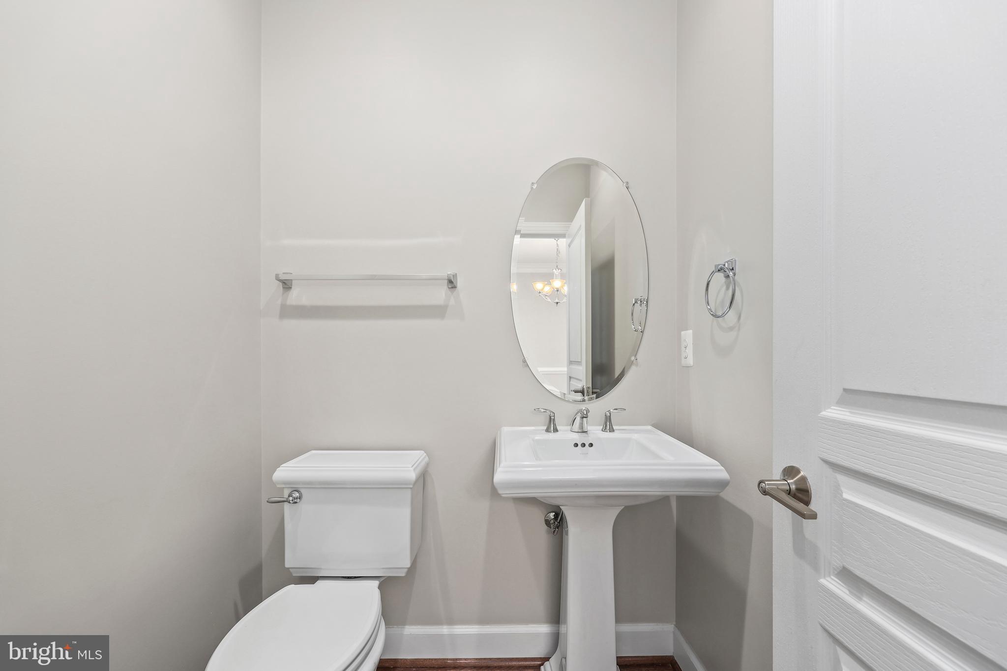 3302 Kemper Road Arlington, VA 22206 - Photo 13 of 49 Gallery Image 13