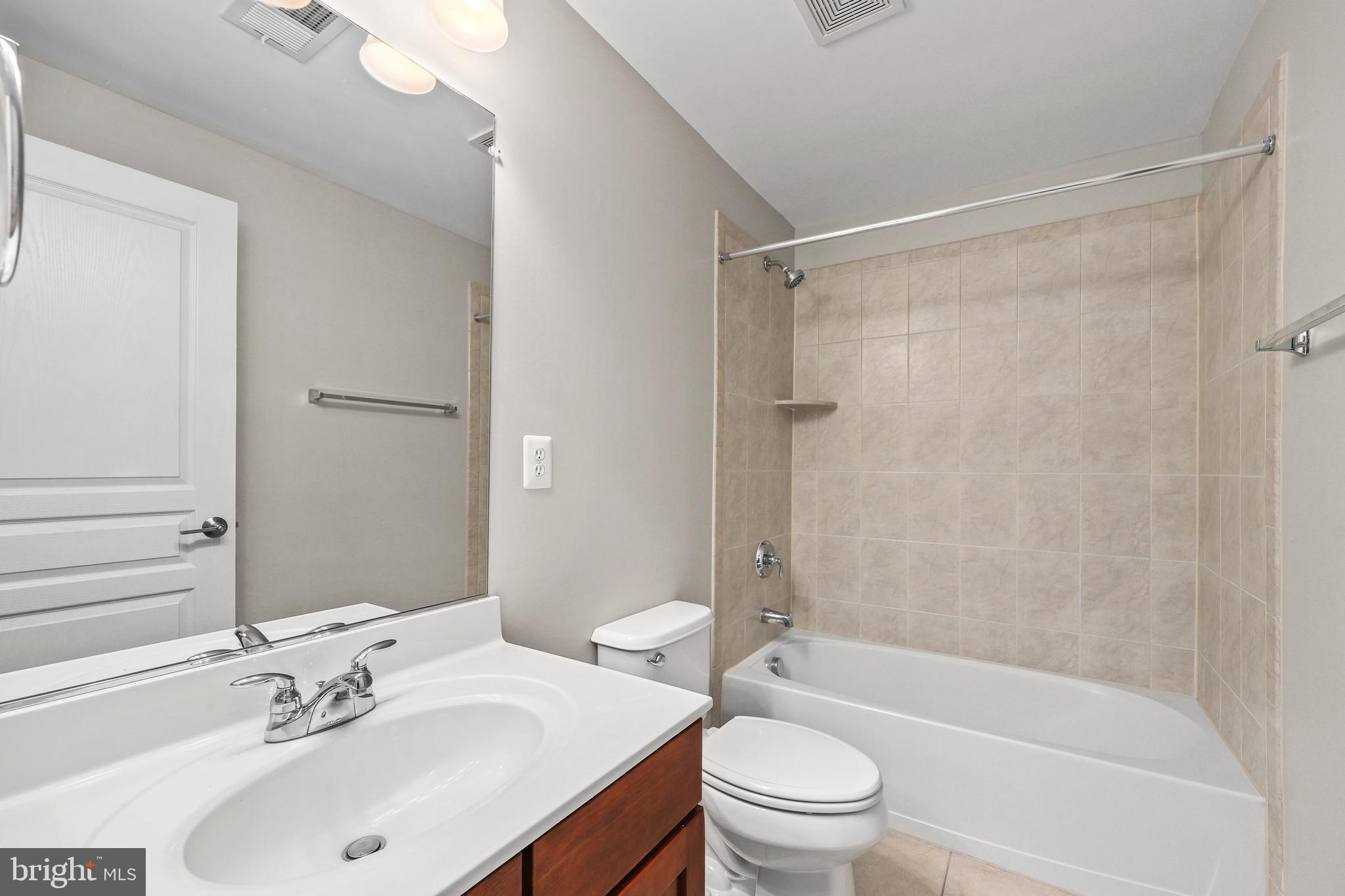 3302 Kemper Road Arlington, VA 22206 - Photo 29 of 49 Gallery Image 29