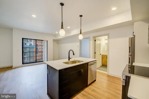 $1,955 | 5001 Umbria Street, Unit P507, Philadelphia, PA 19128