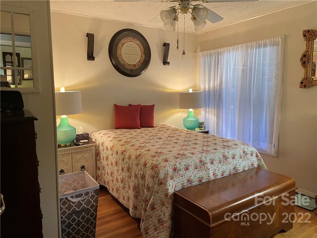 75 Tom Sparks Road Spruce Pine, NC 28777 - Photo 11 of 27 Gallery Image 11