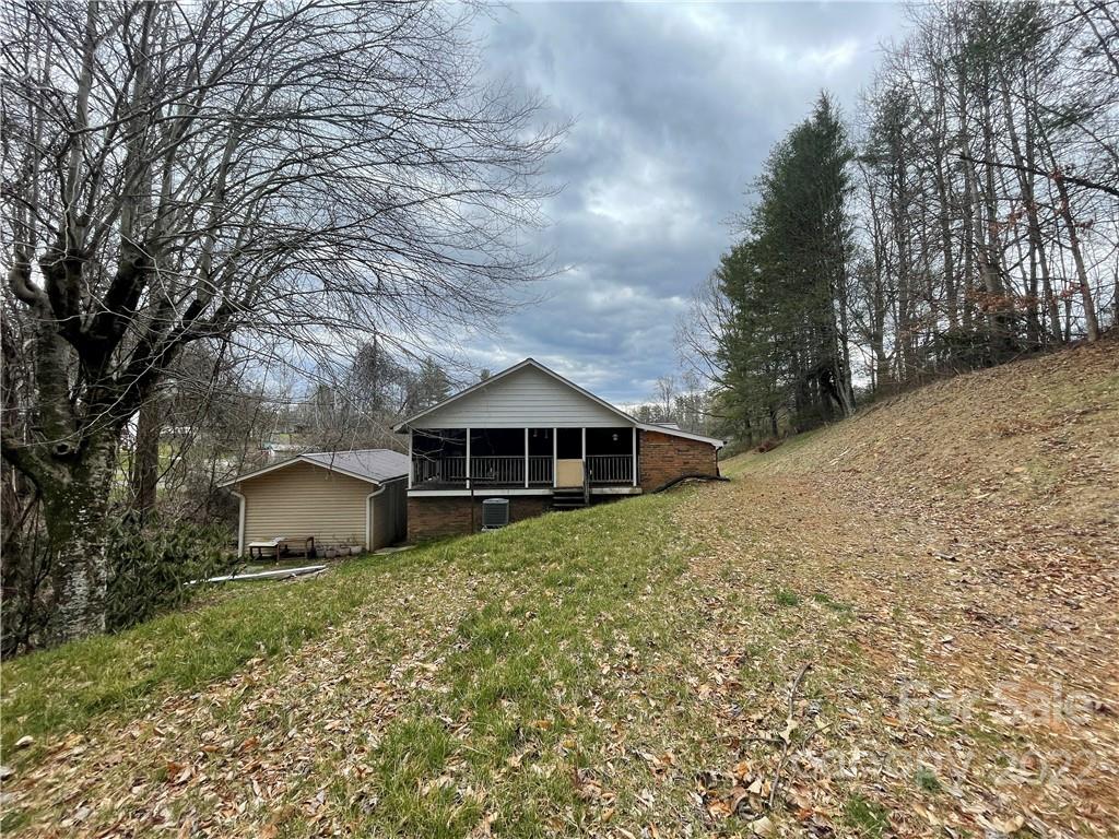 75 Tom Sparks Road Spruce Pine, NC 28777 - Photo 23 of 27 Gallery Image 23