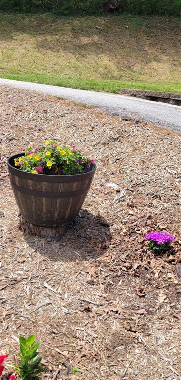 75 Tom Sparks Road Spruce Pine, NC 28777 - Photo 27 of 27 Gallery Image 27