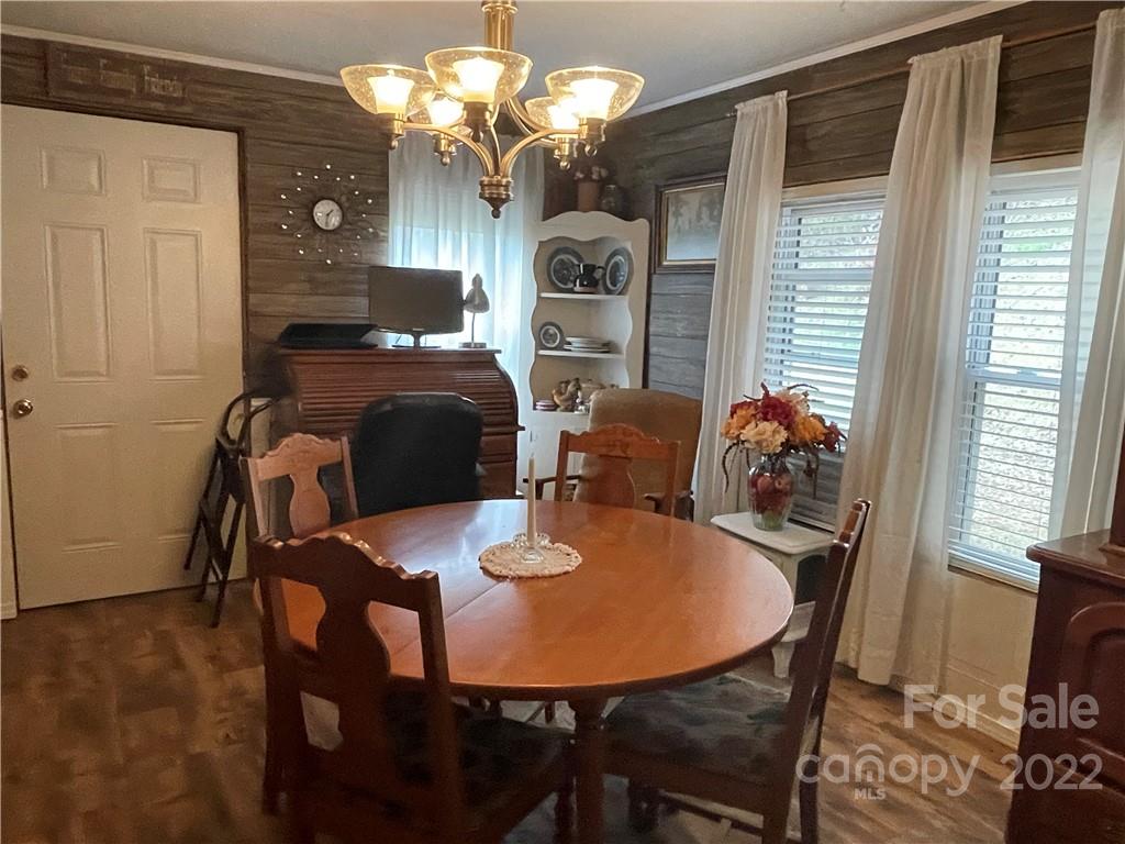 75 Tom Sparks Road Spruce Pine, NC 28777 - Photo 8 of 27 Gallery Image 8