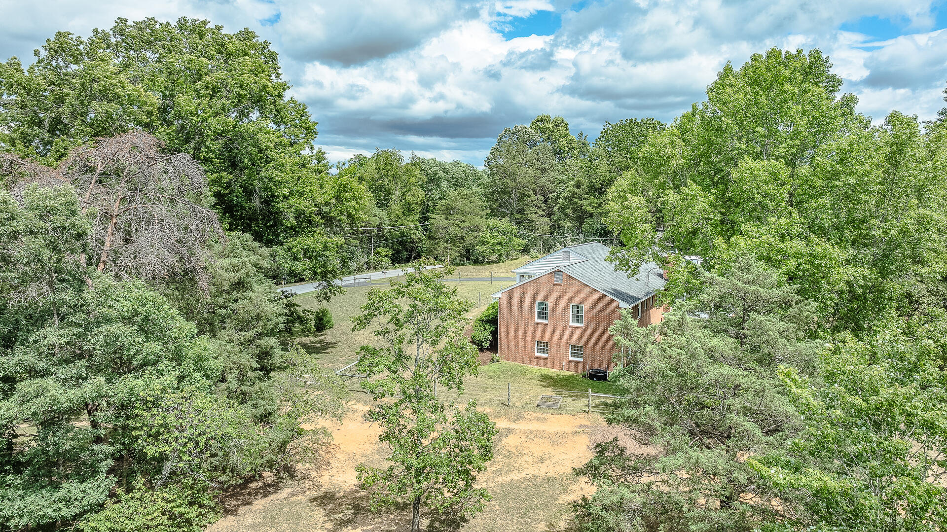 815 Brunswick Forge Road Troutville, VA 24175 - Photo 10 of 70 815 Brunswick Forge Rd-9