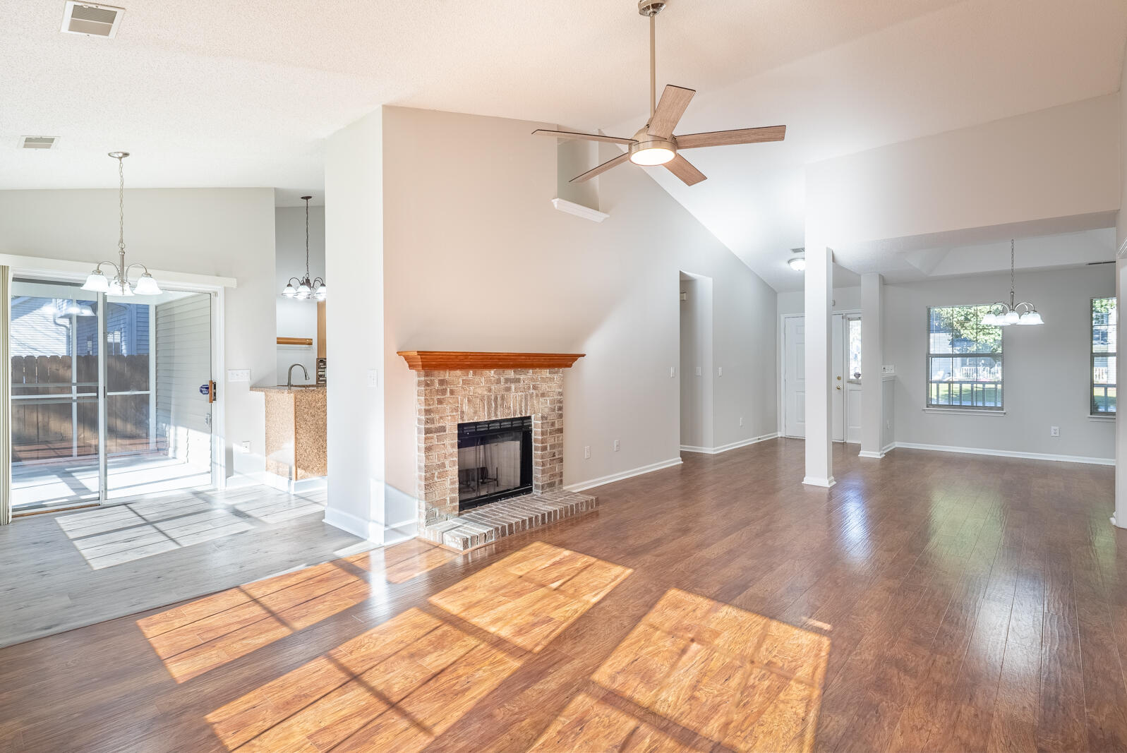 5401 Turgis Court Charleston, SC 29420 - Photo 14 of 38 5401-Turgis-Ct-North-Charleston-15