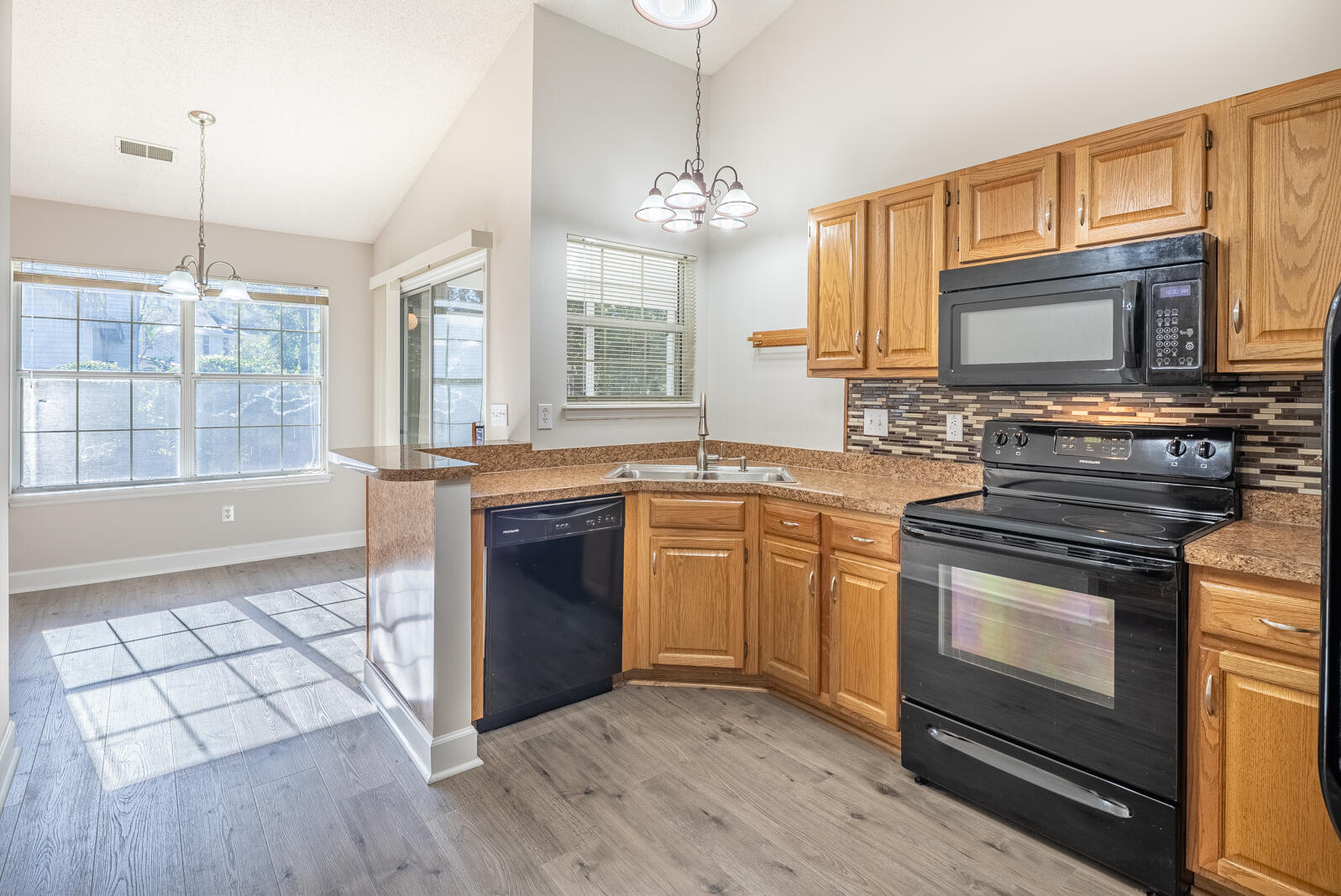 5401 Turgis Court Charleston, SC 29420 - Photo 19 of 38 5401-Turgis-Ct-North-Charleston-20