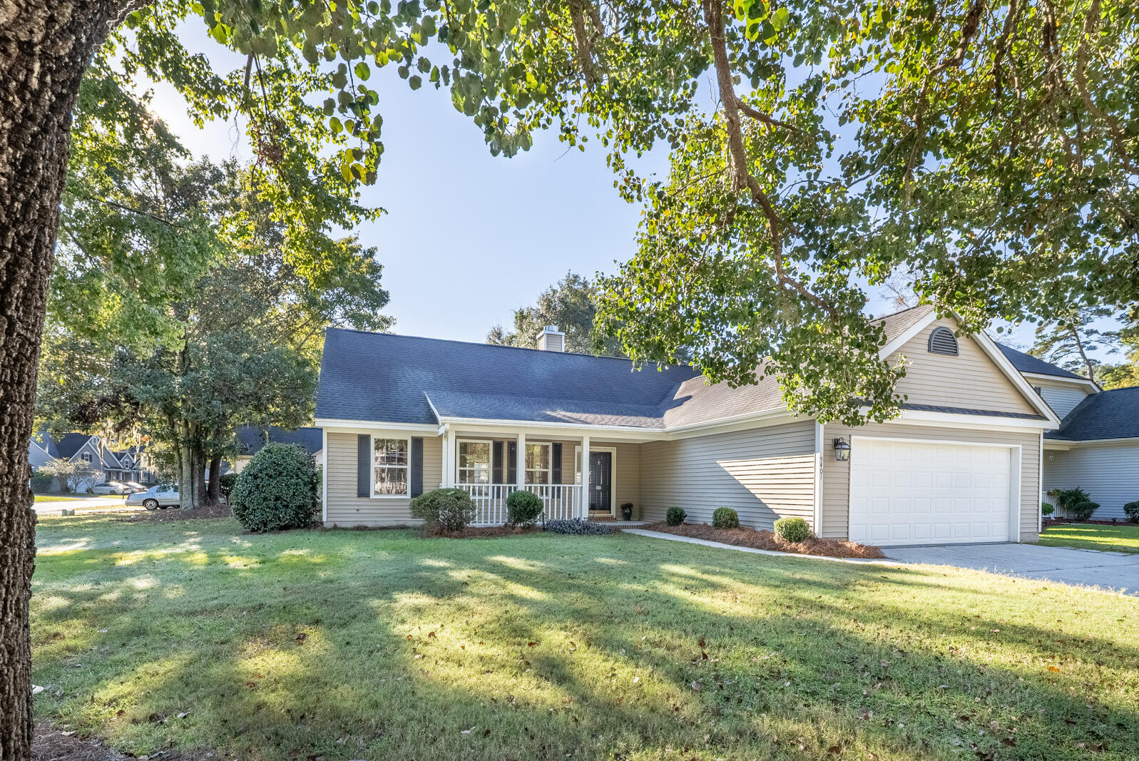 5401 Turgis Court Charleston, SC 29420 - Photo 2 of 38 5401-Turgis-Ct-North-Charleston-3