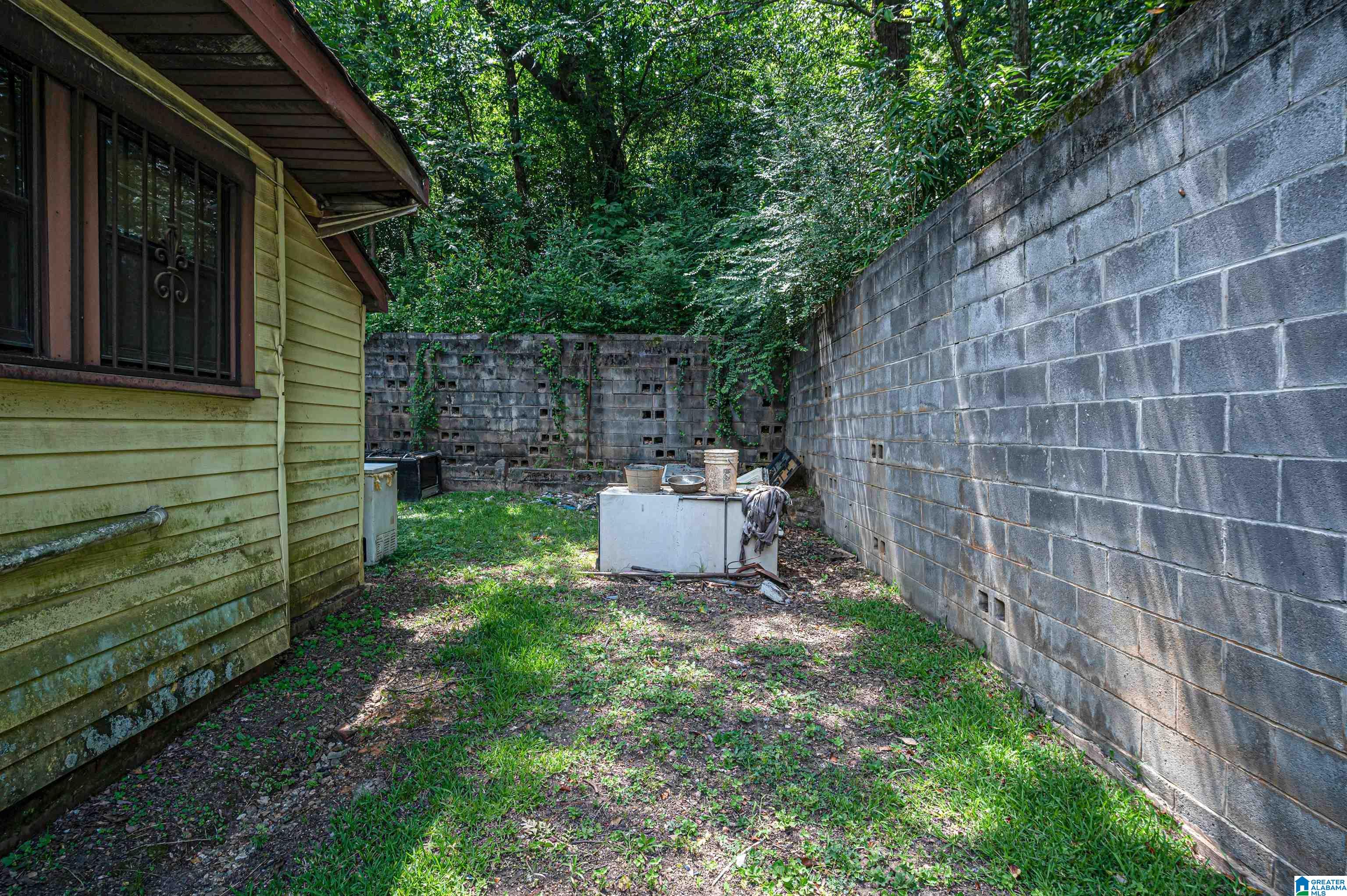 1604 Fred L Shuttlesworth Road Birmingham, AL 35234 - Photo 21 of 22