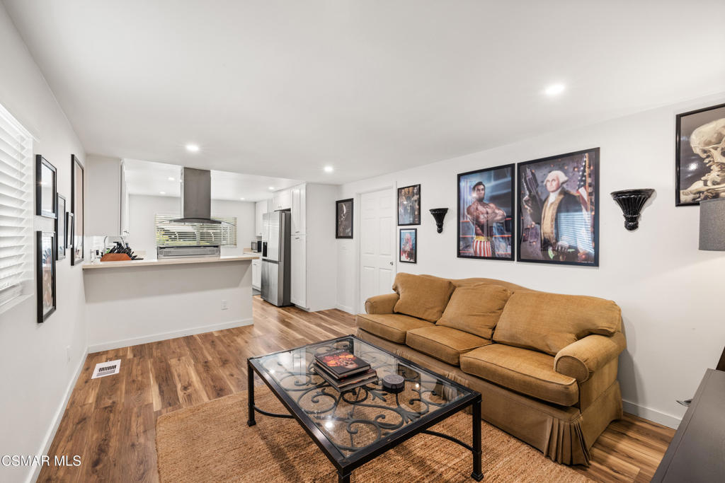 1550 Rory Lane, Unit 166 Simi Valley, CA 93063 - Photo 6 of 29