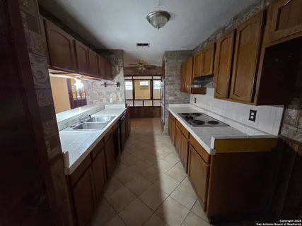 $179,900 | 2802 Lake Scarborough Street, San Antonio, TX 78222