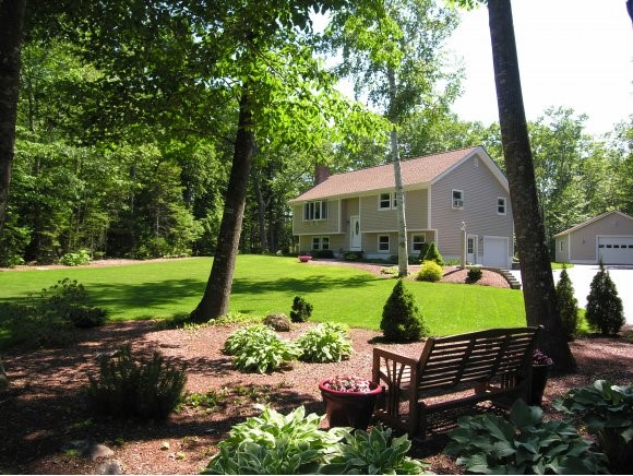8 Birch Ledge Road Bartlett, NH 03838 - Photo 1 of 1 Gallery Image 1