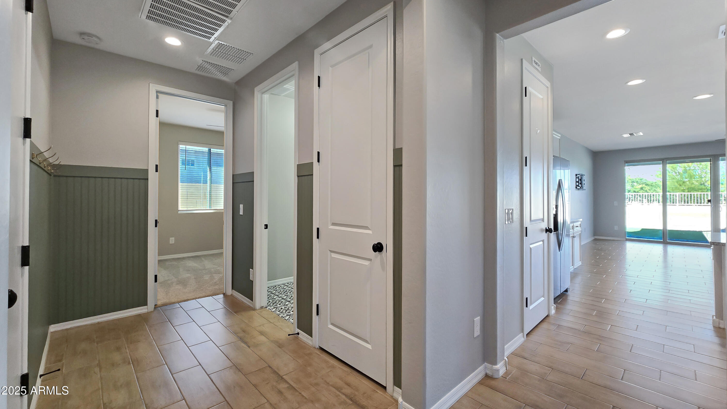 18418 West Sunbelt Drive Surprise, AZ 85374 - Photo 10 of 29 20251217_132230