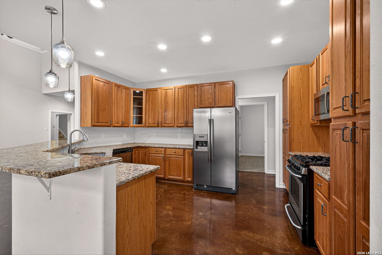 116 Stonegate South Boerne, TX 78006 - Photo 11 of 35