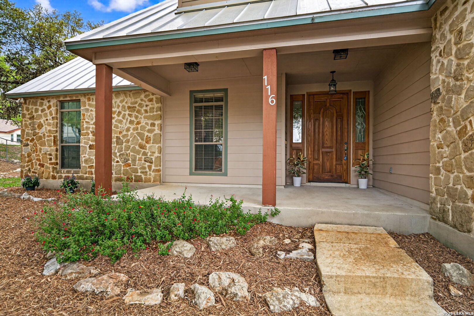 116 Stonegate South Boerne, TX 78006 - Photo 4 of 35
