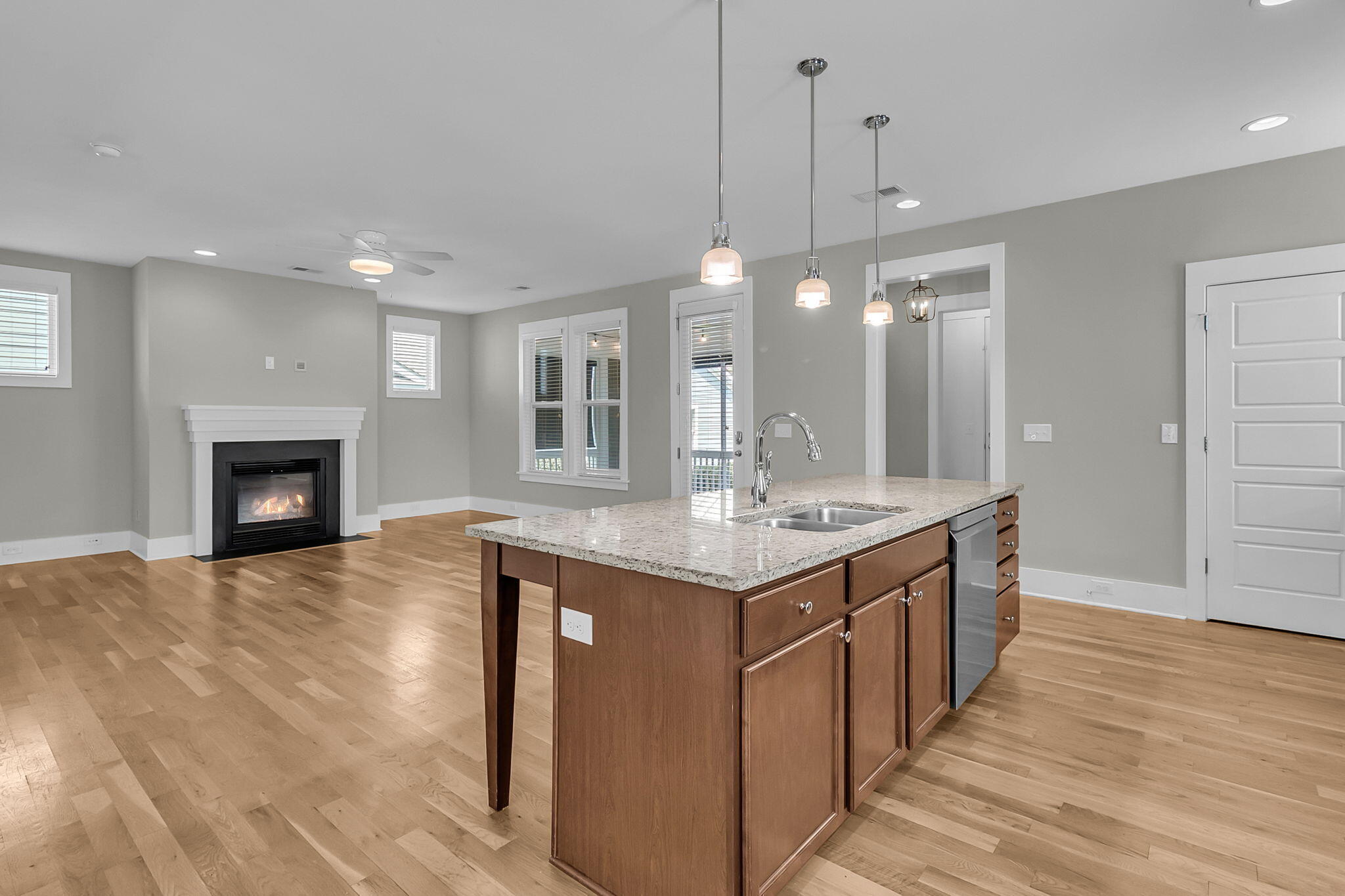 216 Ribbon Road Summerville, SC 29483 - Photo 14 of 63 CREM - 216 Ribbon Rd-49