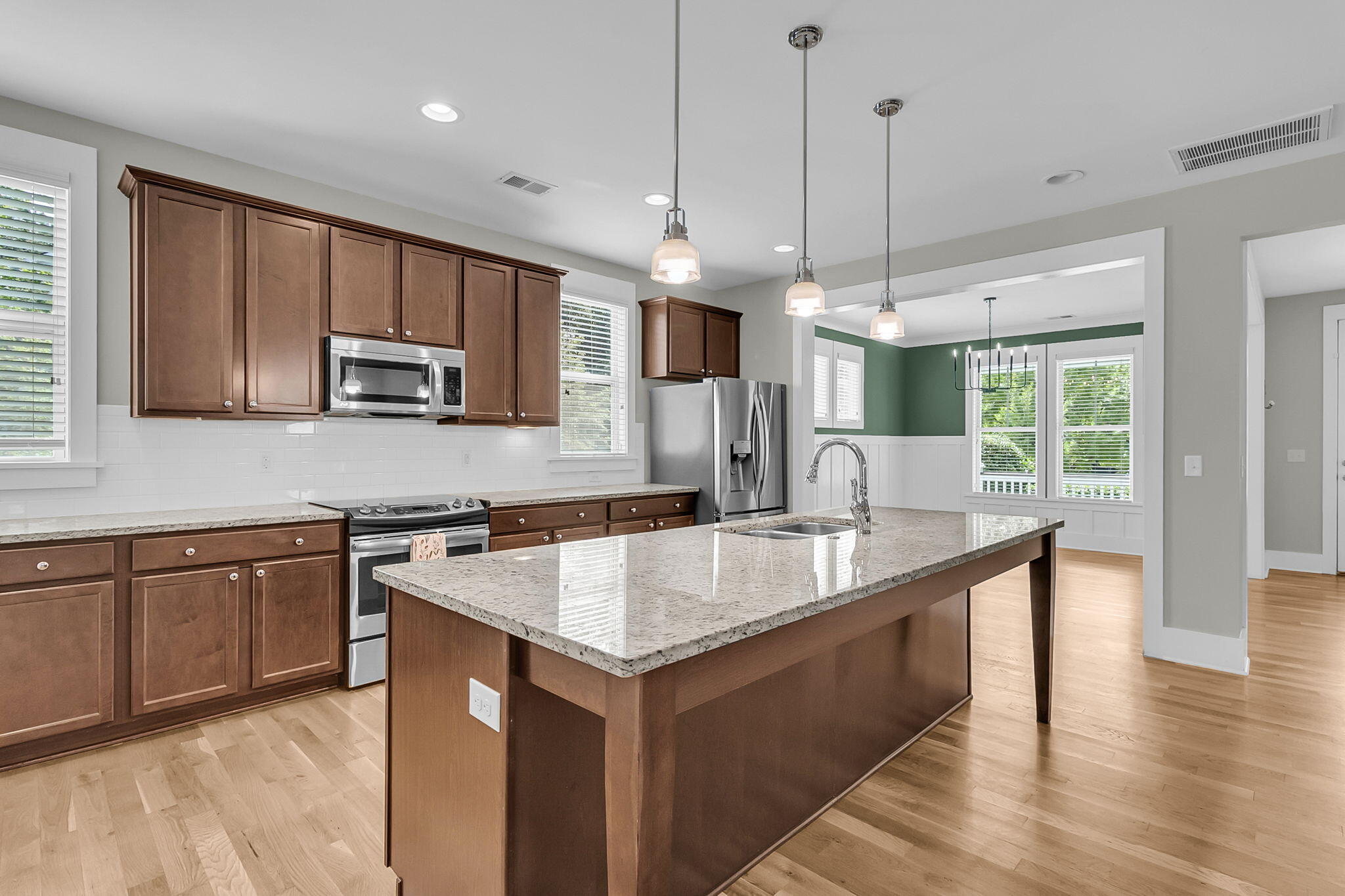 216 Ribbon Road Summerville, SC 29483 - Photo 8 of 63 CREM - 216 Ribbon Rd-46