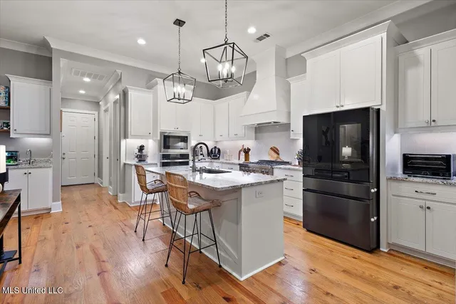 $470,000 | 445 Brazos Drive, Brandon, MS 39047