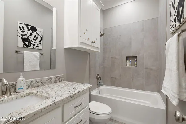 $440,000 | 445 Brazos Drive, Brandon, MS 39047