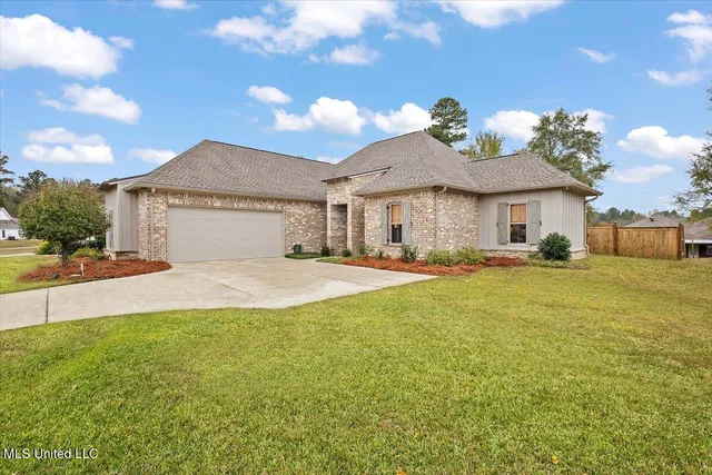 $470,000 | 445 Brazos Drive, Brandon, MS 39047