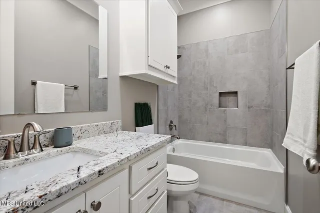 $470,000 | 445 Brazos Drive, Brandon, MS 39047