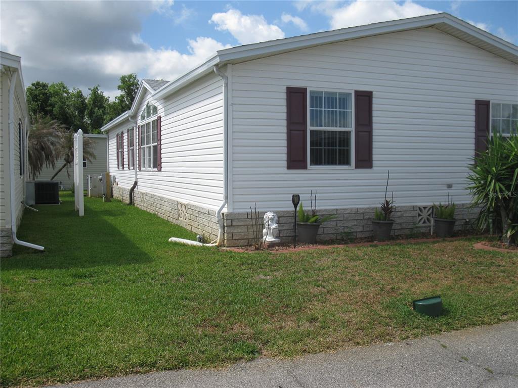 251 Ramsgate Way Haines City, FL 33844 - Photo 4 of 24 Gallery Image 4