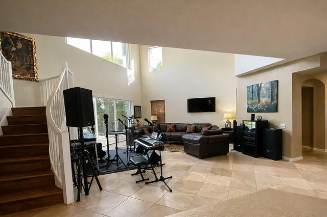 $989,000 | 1381 Beacon Circle, Wellington, FL 33414