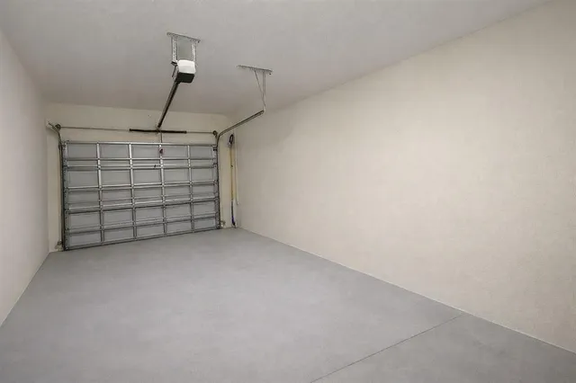 $989,000 | 1381 Beacon Circle, Wellington, FL 33414