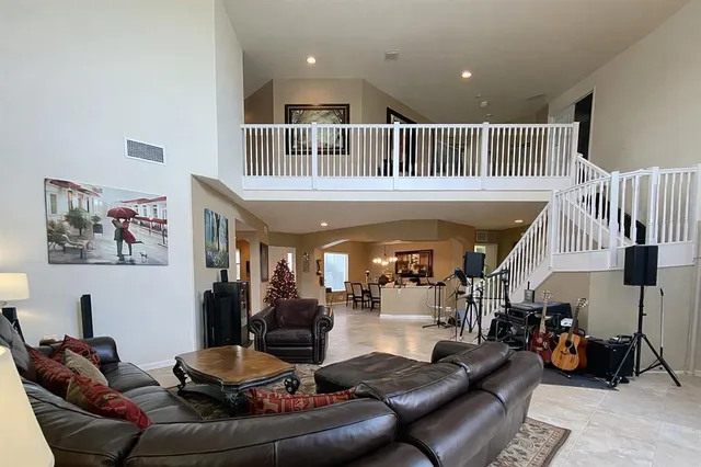 $989,000 | 1381 Beacon Circle, Wellington, FL 33414