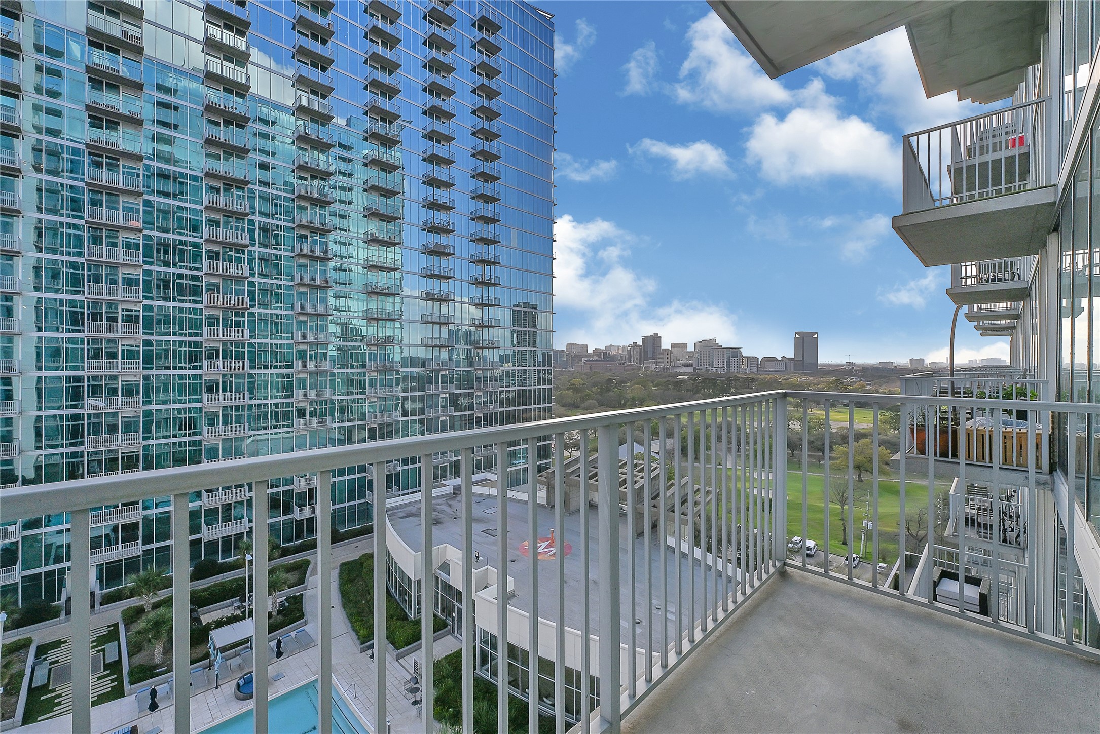 5925 Almeda Road, Unit 11306 Houston, TX 77004 - Photo 2 of 32