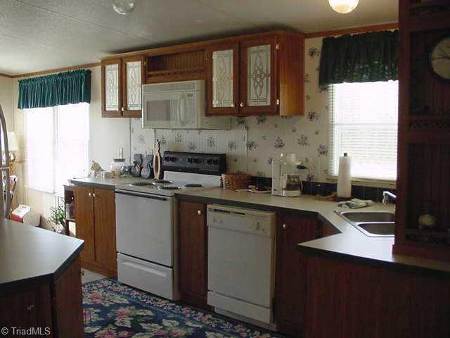 342 County Line Road Reidsville, NC 27320 - Photo 5 of 9 Other. Kitchen