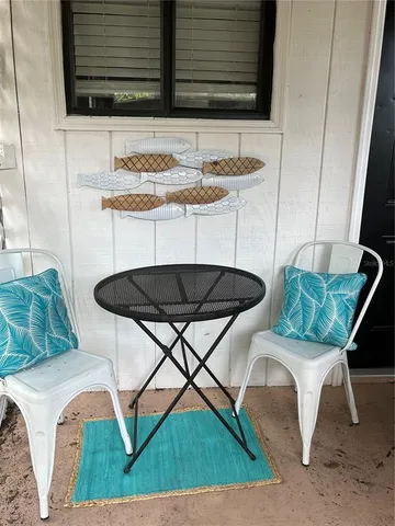 $5,000 | 4705 Hollingsworth Avenue, Unit LOWR, Sarasota, FL 34233