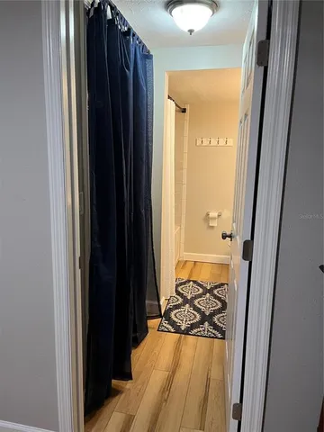 $5,000 | 4705 Hollingsworth Avenue, Unit LOWR, Sarasota, FL 34233