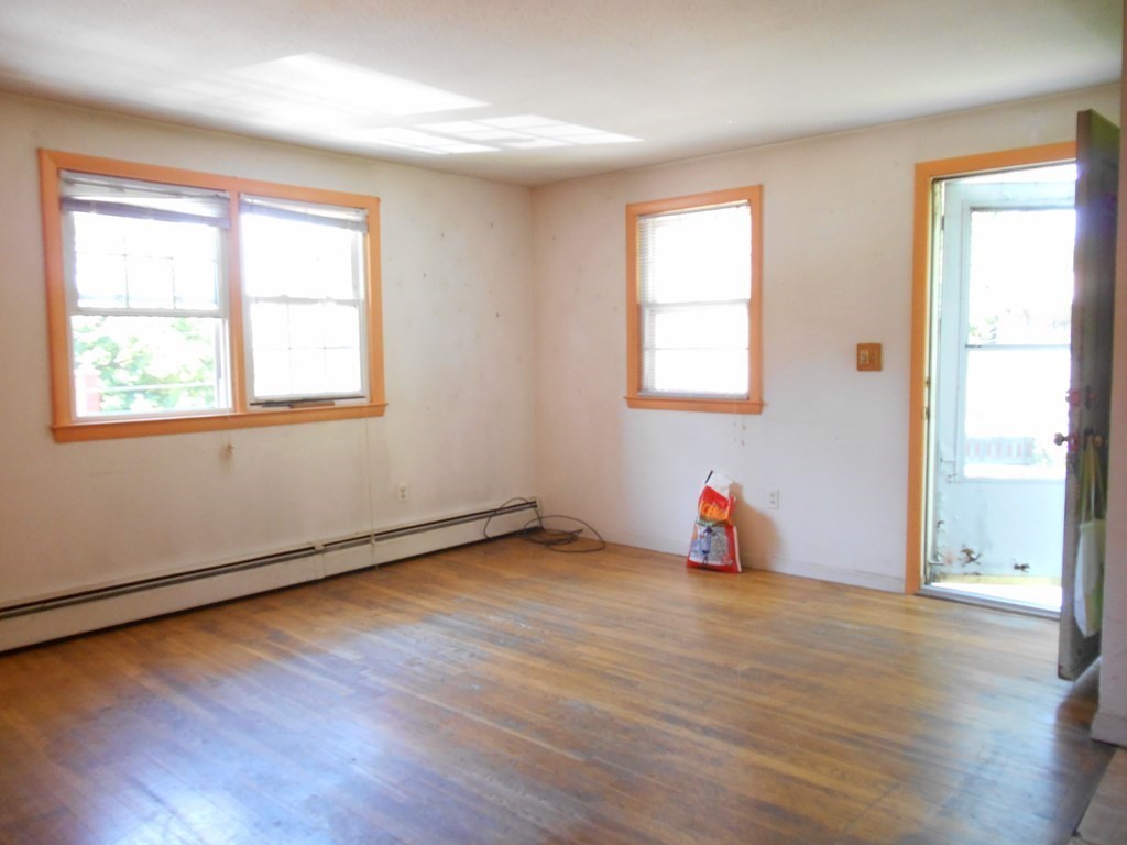 8 Proctor Street Worcester, MA 01606 - Photo 17 of 27 Gallery Image 17