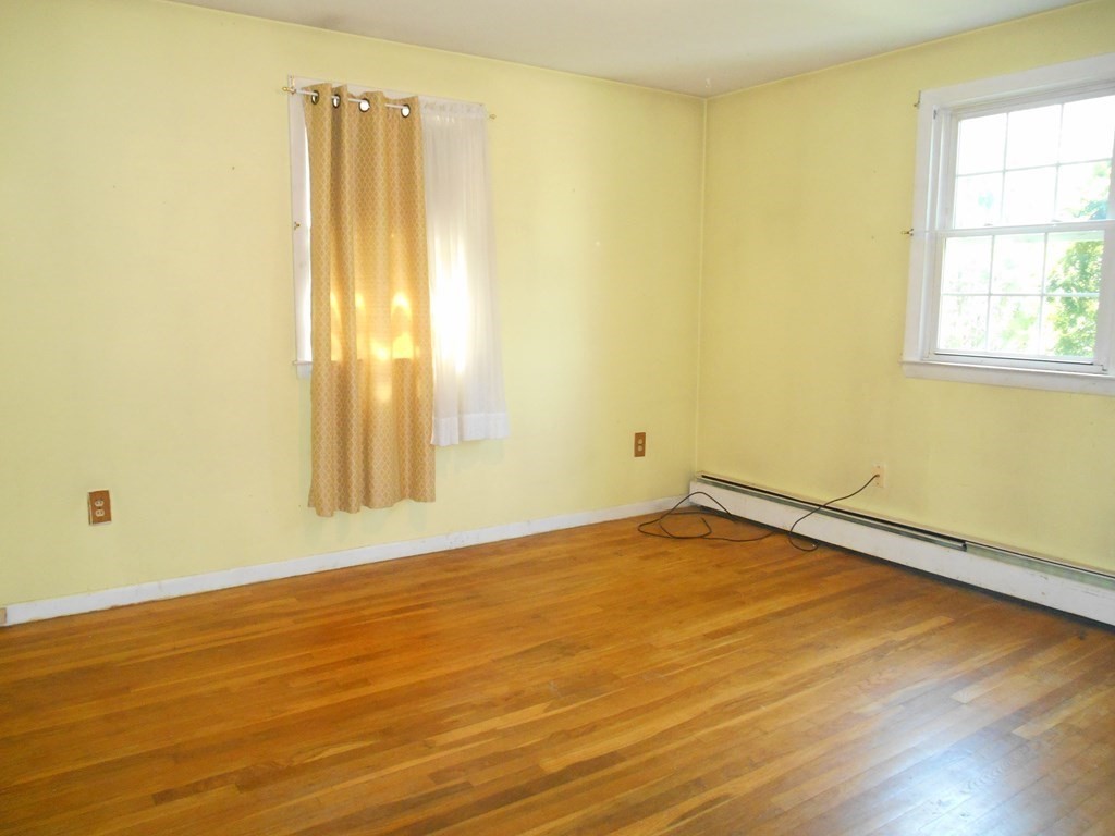 8 Proctor Street Worcester, MA 01606 - Photo 18 of 27 Gallery Image 18