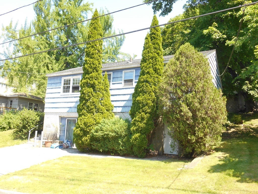 8 Proctor Street Worcester, MA 01606 - Photo 2 of 27 Gallery Image 2