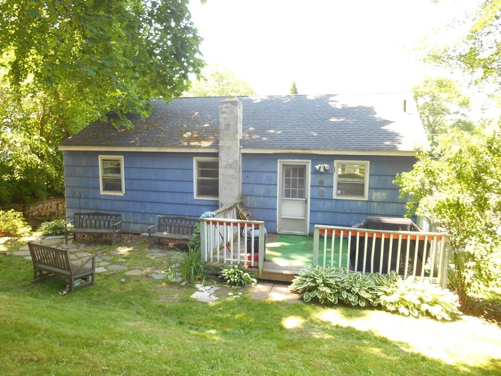8 Proctor Street Worcester, MA 01606 - Photo 7 of 27 Gallery Image 7