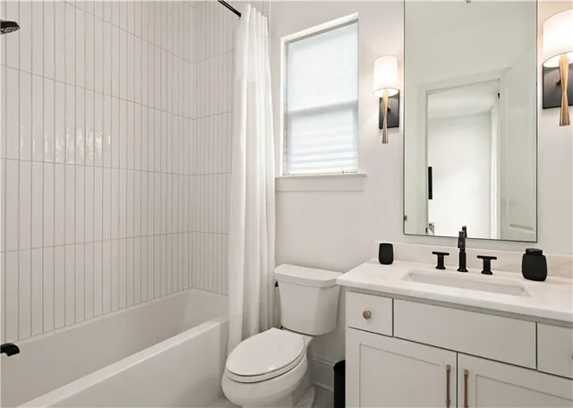 $999,000 | 407 Rue Charlotte, Covington, LA 70433