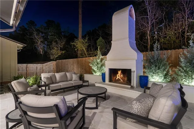 $999,000 | 407 Rue Charlotte, Covington, LA 70433