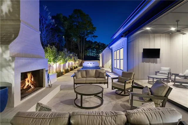 $999,000 | 407 Rue Charlotte, Covington, LA 70433